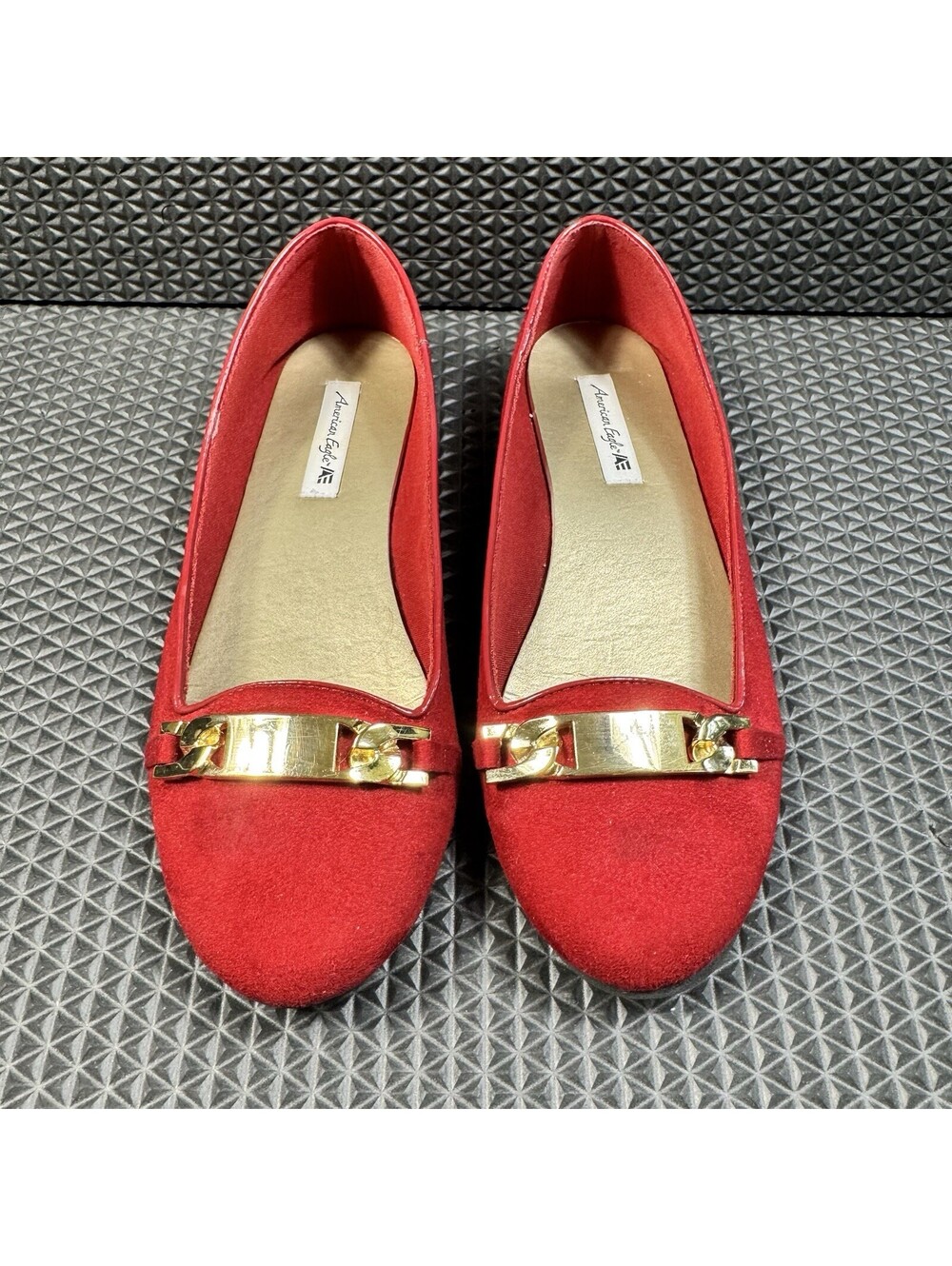 American Eagle Women's Flat Shoes Faux Suede Red With Gold Buckle Size 7 Casual